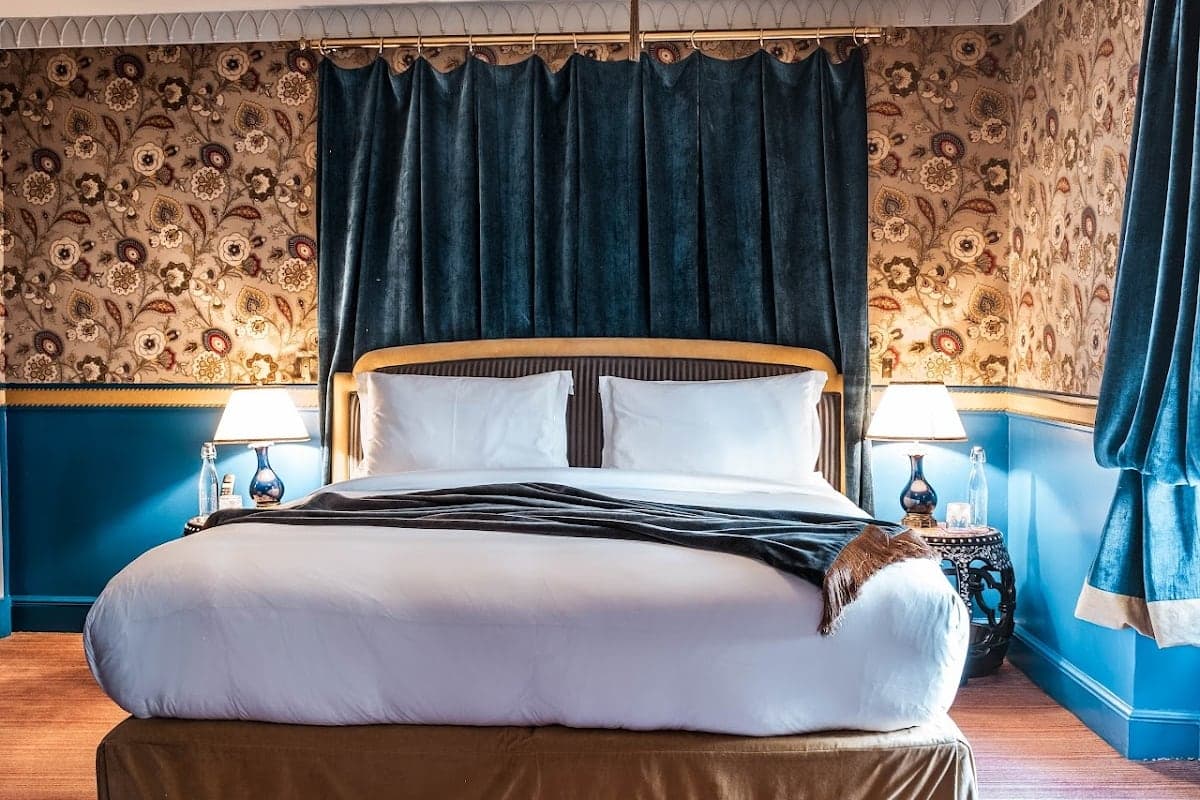 Hôtel California Paris in Paris