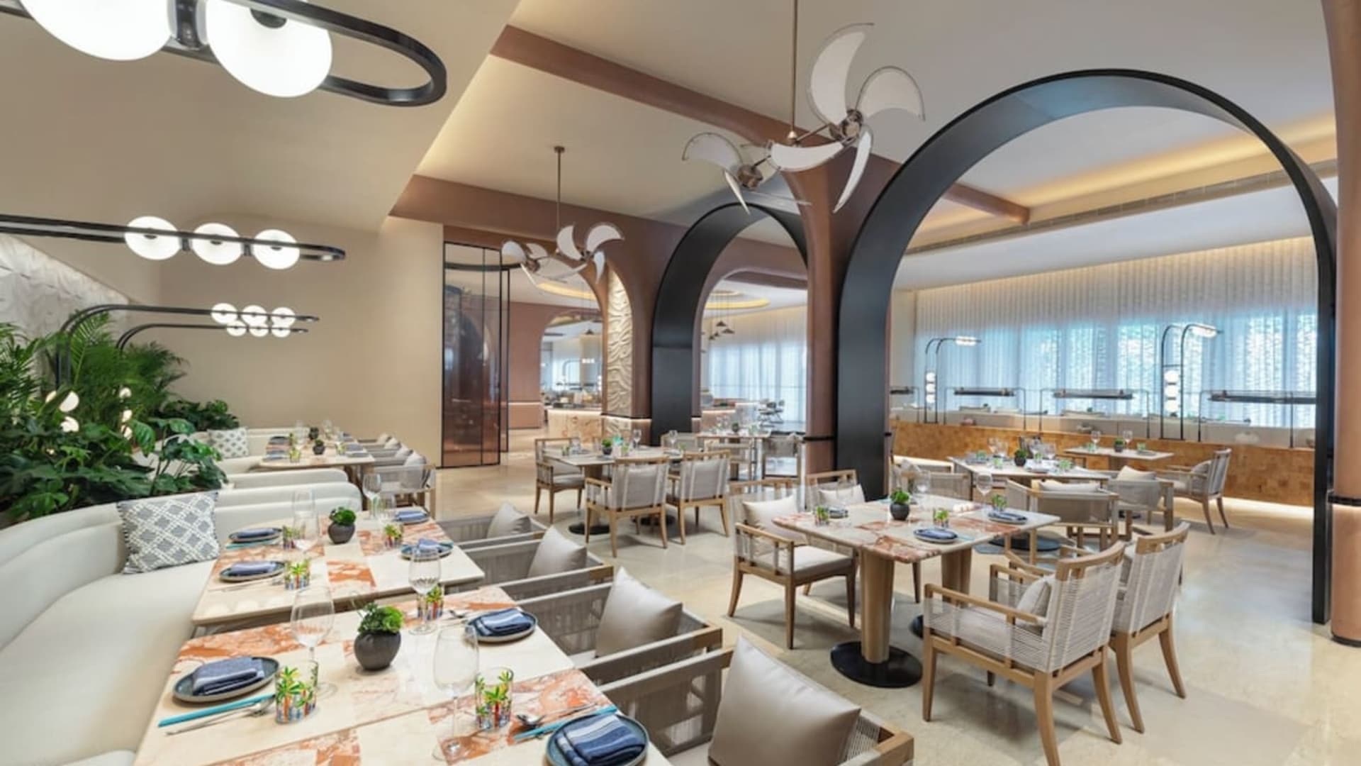 Hotel Indigo Hainan Clear Water Bay in Hainan