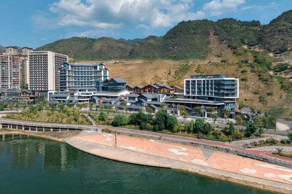 HUALUXE Chongqing Wushan in Chongqing