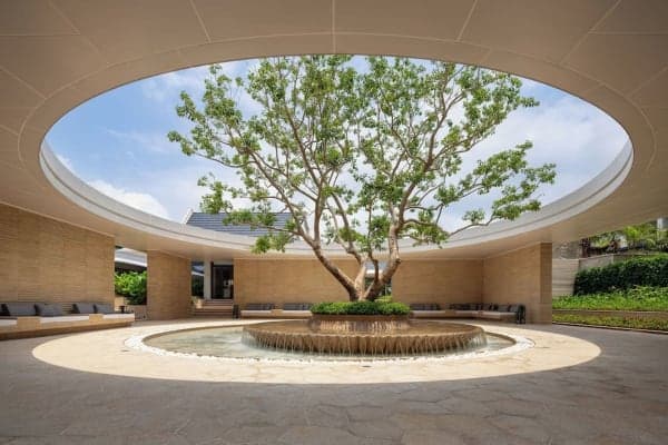 Hotel Indigo Hainan Clear Water Bay in Hainan